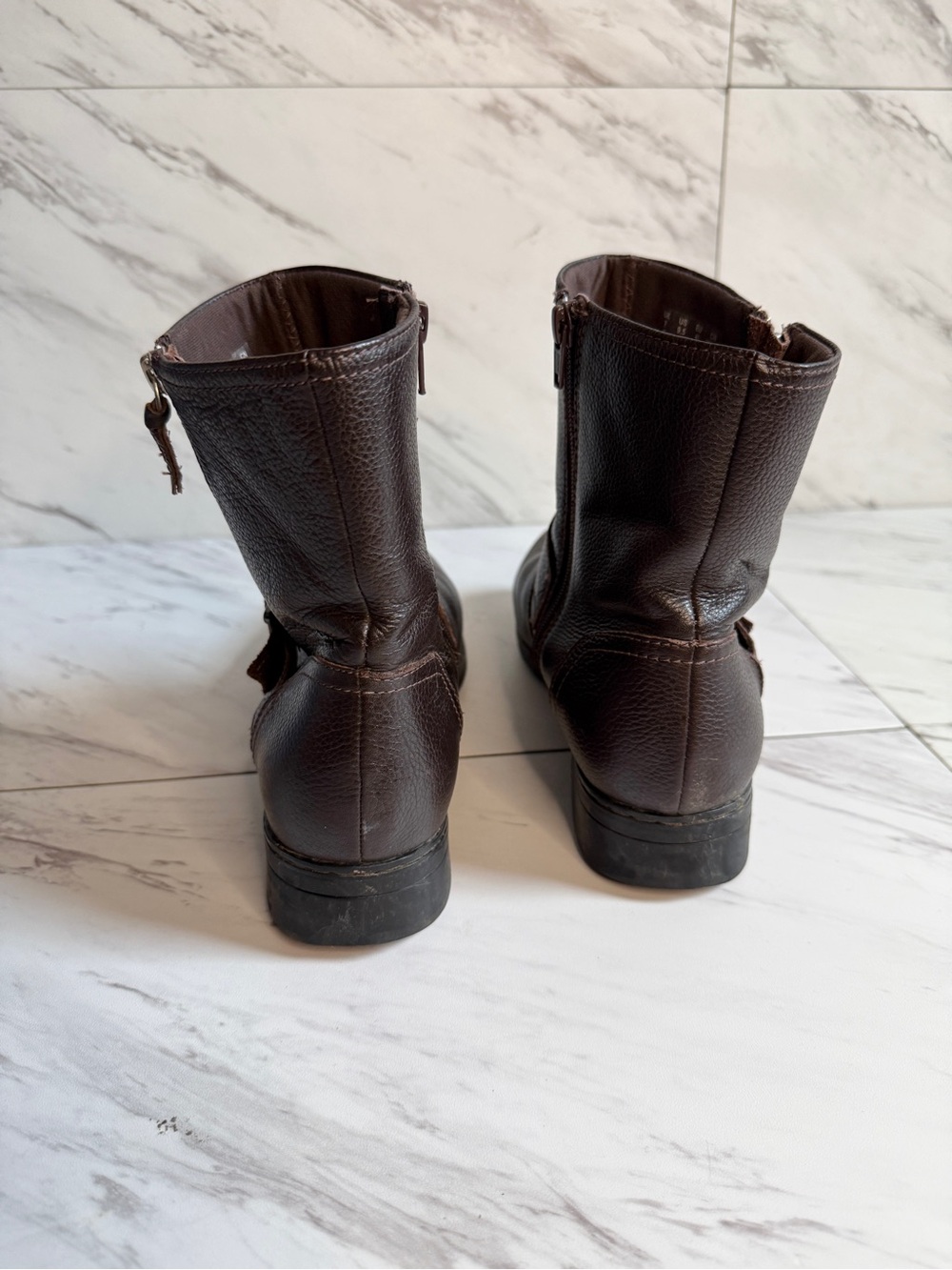Clarks Brown Leather Harness Ankle Boots Buckle Zip Moto Booties Womens 9.5M - Picture 5 of 8
